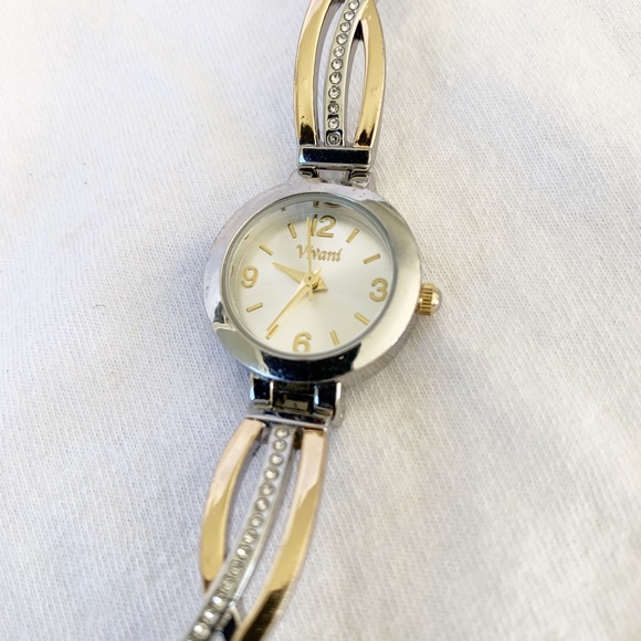 Fashion watch with clear stone - Picture 4 of 9